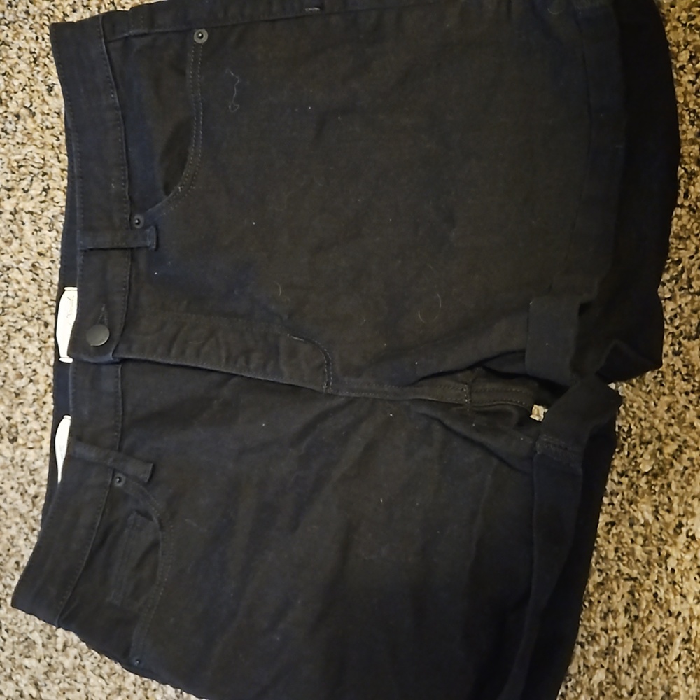Universal Thread back shorts size 12/31R